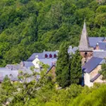 Bausen, the small Aranese village that captivates visitors with its ancient love drama