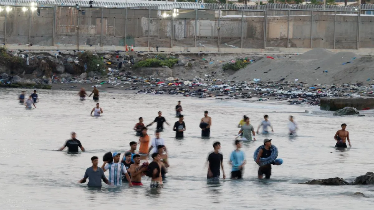 The Government dismisses a National Security official after publishing a figure of entries in Ceuta