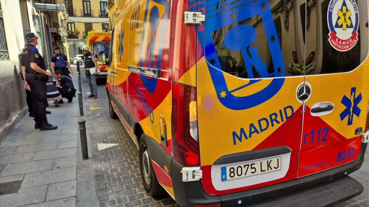 Two violent assaults in one hour in Madrid: a young man intubated in Príncipe Pío and another stabbed in Carretas