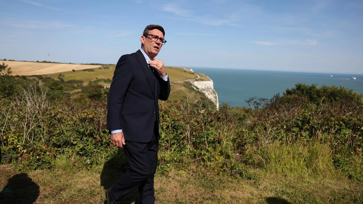 Andy Burnham ignores criticism from the right and goes on vacation