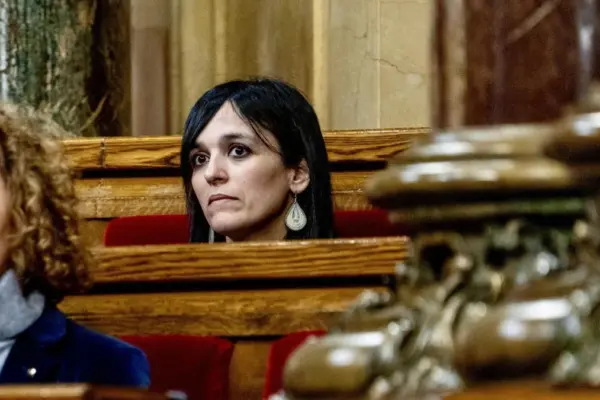 The Anti-Fraud Office opens a file on the hiring of Orriols' daughter as a local police officer