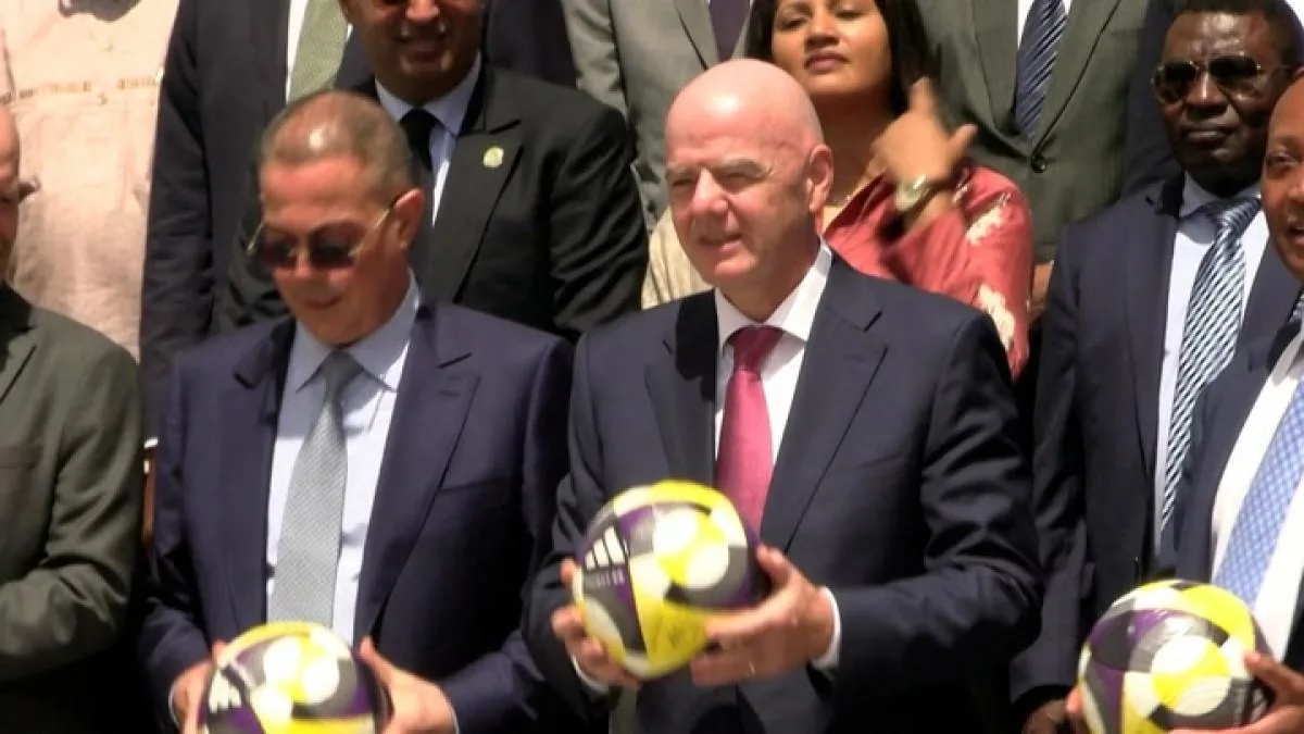 Infantino and the FIFA leadership stage a show of unity and say they will not tolerate attacks on their integrity