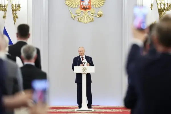 Peace seeps into Russia's elections