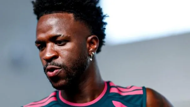 Vinícius en un entrenamiento con el Real Madrid a las órdenes de José Mourinho