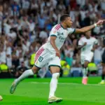 Mbappé baptizes Mourinho with a 'hat-trick' and leads a carnivorous version of Real Madrid