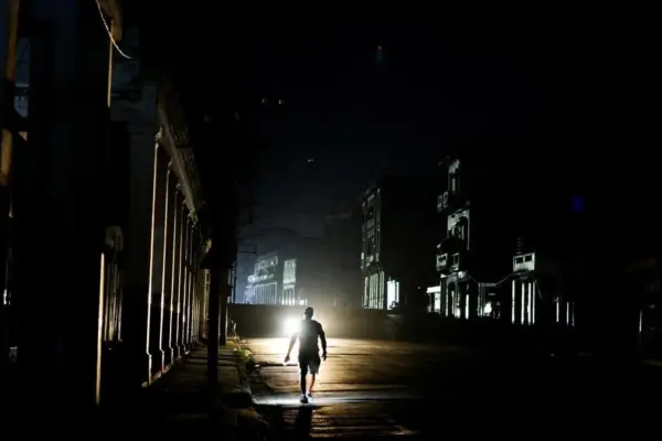 Cuba is left in the dark after a new collapse of its electrical grid
