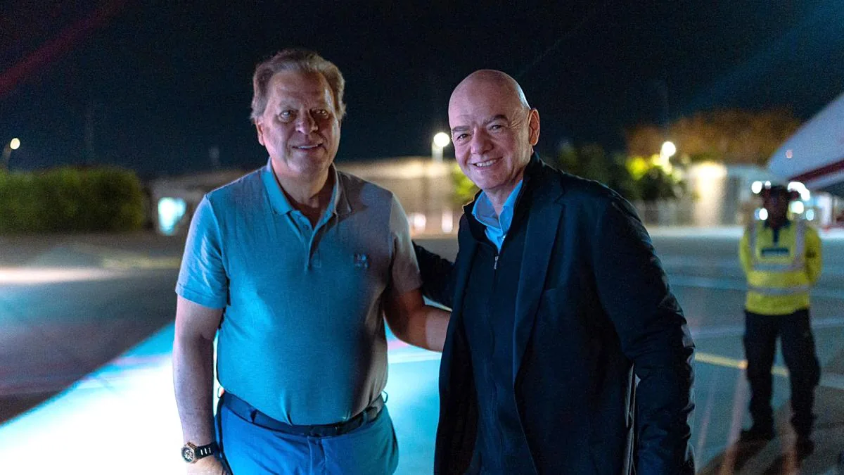 Who supports whom in Infantino's great crisis
