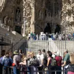 Tourism records do not stop the exodus of workers from the sector in Spain
