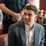 Mangione confesses that he opened fire and killed the head of the largest insurance company in the U.S.