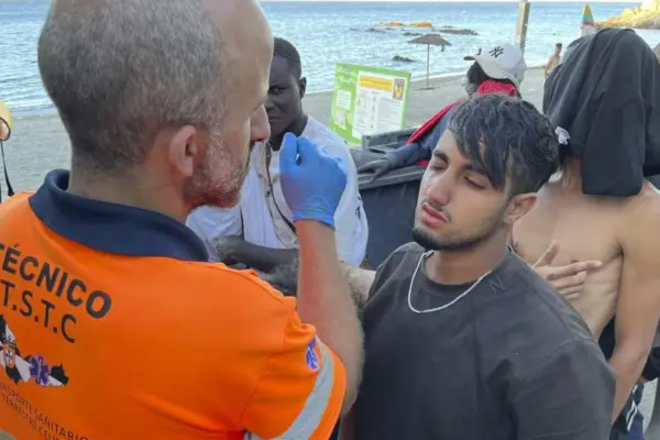 Health denies healthcare collapse in Ceuta and places the emergency on the street