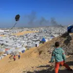 Kites under suspicion: the children's toy carried by the wind from Gaza angers Israel