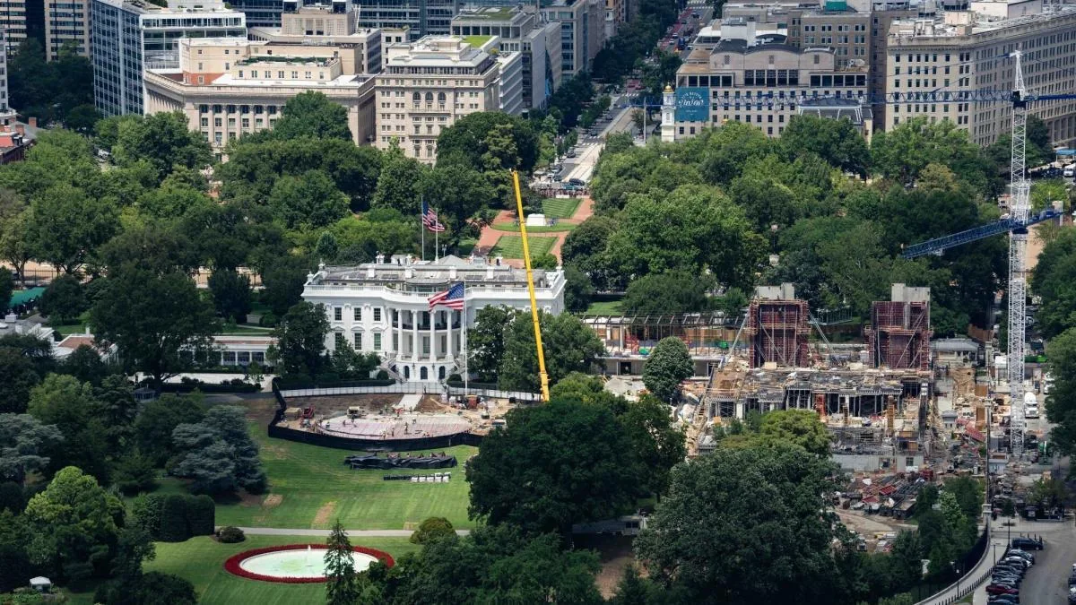 A court of appeals orders the halt of construction on Trump's ballroom in the White House