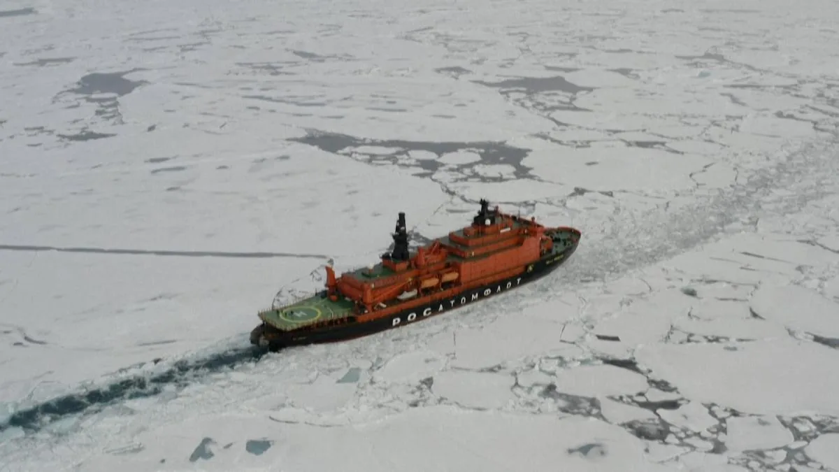 China connects its ports with Europe through the Russian Arctic