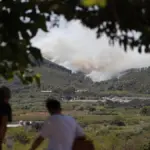 Emergencies send the ES-Alert to evacuate Catí while fighting the Tírig fire