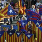 Barça comes out in defense of the fan beaten by the Police after confiscating an 'estelada' in Elche