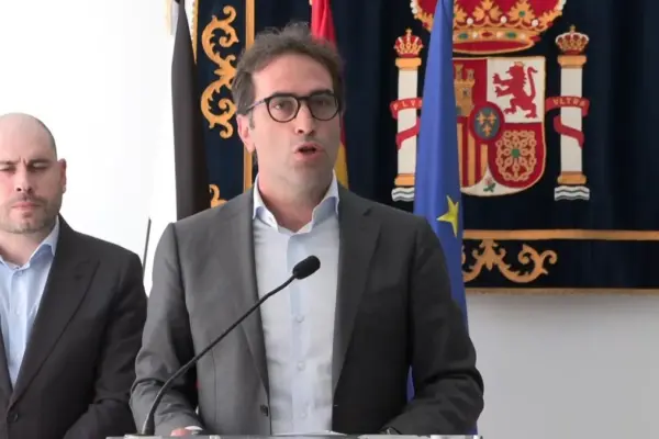 Almost a month after the massive jump Ceuta will have a single authority from today