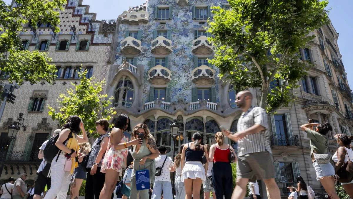 International tourist spending reaches 63.8 billion euros until June, 7% more