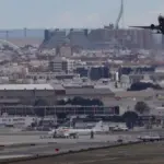 Compromís pressures Sánchez and asks the Government not to expand Manises airport