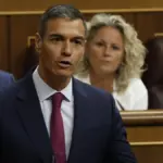Sánchez claims that he does not accept blackmail from any country in response to Feijóo's warning: “If Morocco sings, you go”