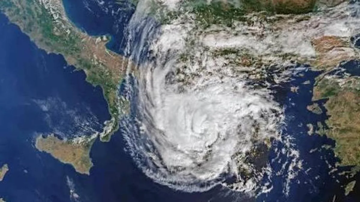 The Mediterranean is on edge due to a possible medicane, what is it and how does this phenomenon affect?