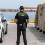 The Government takes control of the port of Ceuta, against Vivas' opinion, to be able to accommodate immigrants