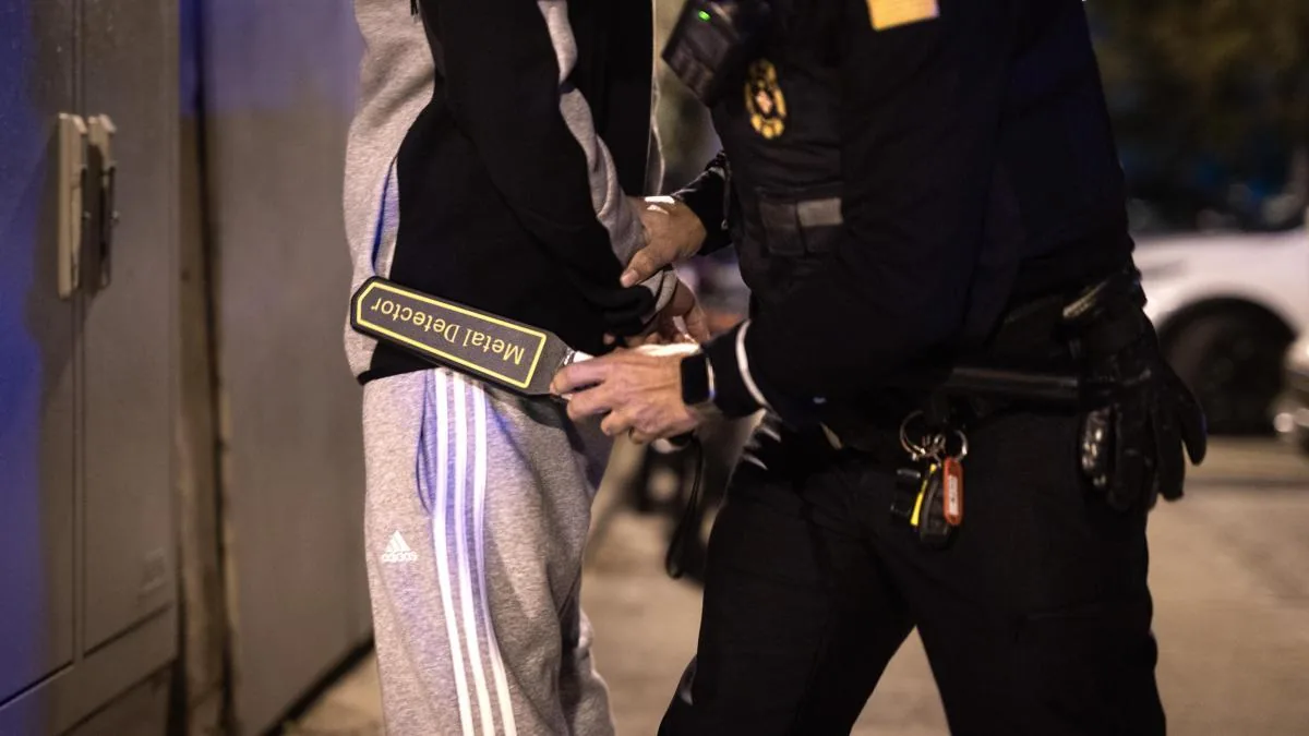 The Urban Guard will carry metal detectors in all their cars
