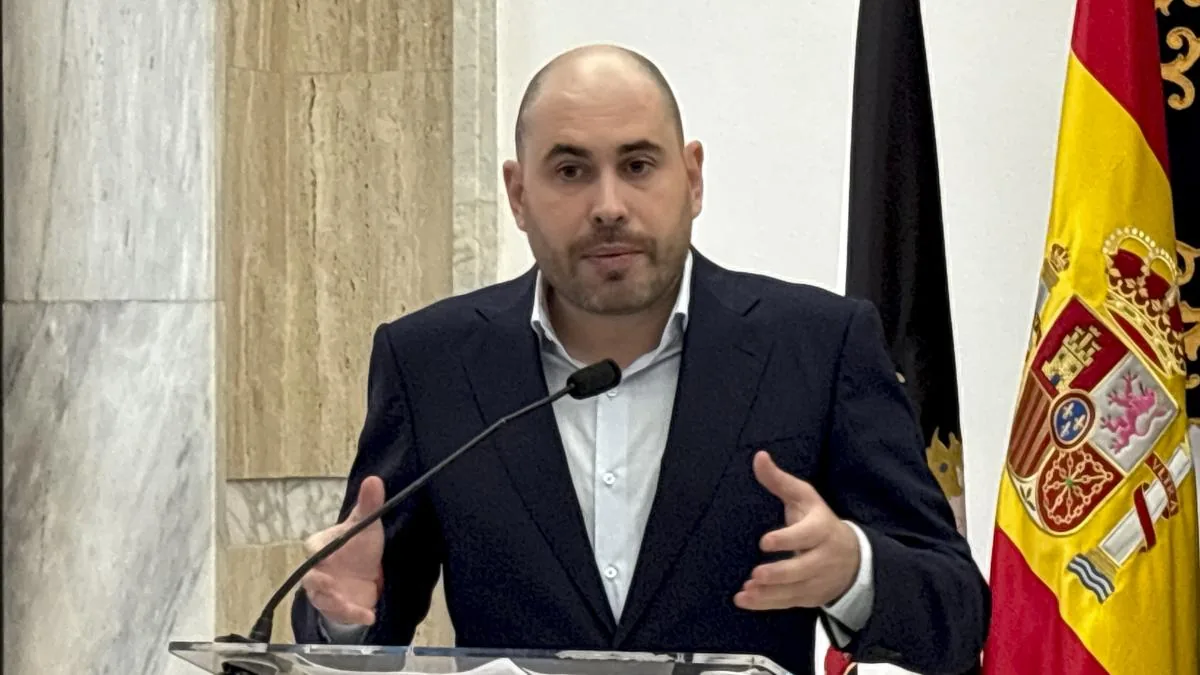 Judge Tardón demands the case against the Government delegate in Ceuta