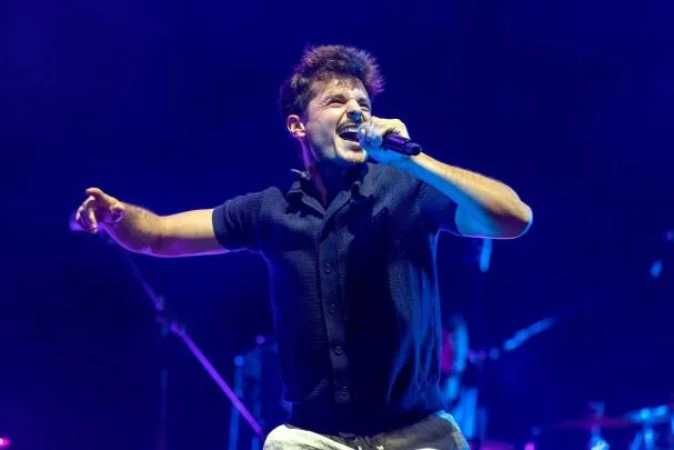 Miki Núñez is one of the artists who can be heard at the main festival