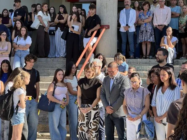 The news has shocked the entire educational community, especially Claudia's classmates.