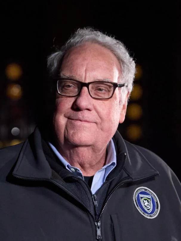 Howard Buffett.