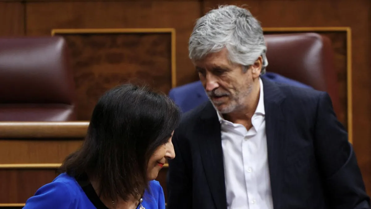 Sánchez supports Marlaska and Robles and tries to overcome their disagreements