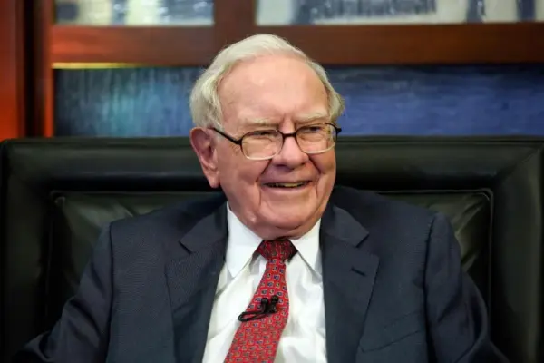 Warren Buffett retires from Berkshire Hathaway and passes the chairmanship to his son Howard