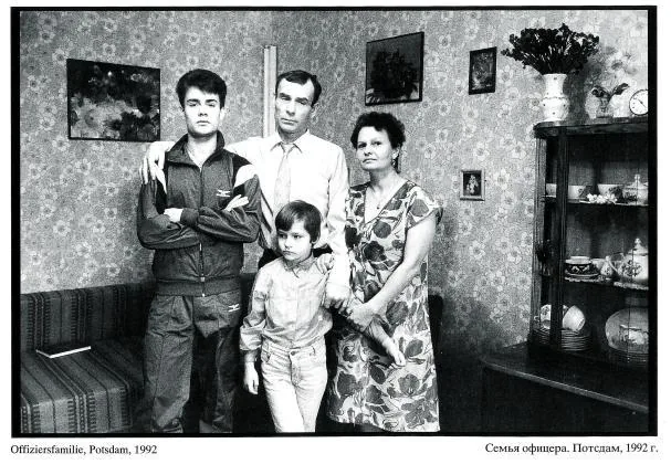 Russian officer with his family in Potsdam, 1991. SUSANNE MÜLLER 