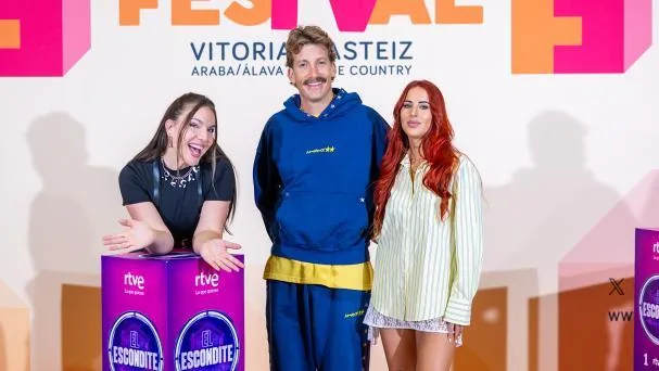 Inés Hernand y Vicco acompañaron a Grison en la presentación