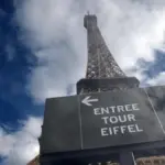 Outrage at the Eiffel Tower for hiding its female workers at the request of a religious visit