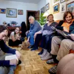 The age at which Spaniards leave their parents' home rises again, to 30.2 years