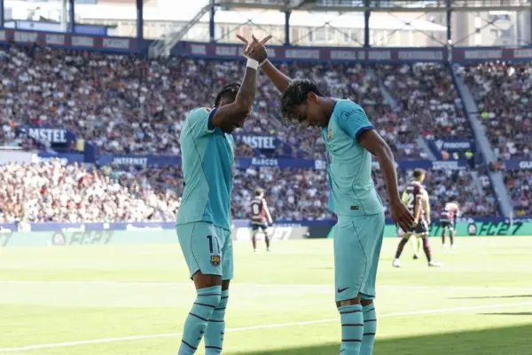 Barça thrashes but discovers what it means to suffer against Levante