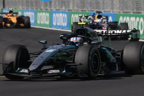 Antonelli reigns in the drowsiness of Madring; Alonso, 17th, Sainz, retired
