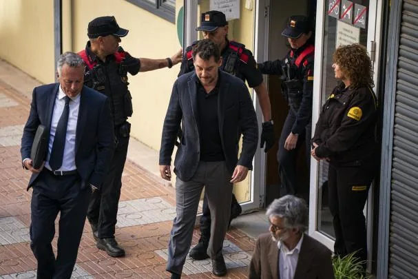Jonathan Andic leaves the courthouse after paying a one million euro bail. Martorell, May 19, 2026