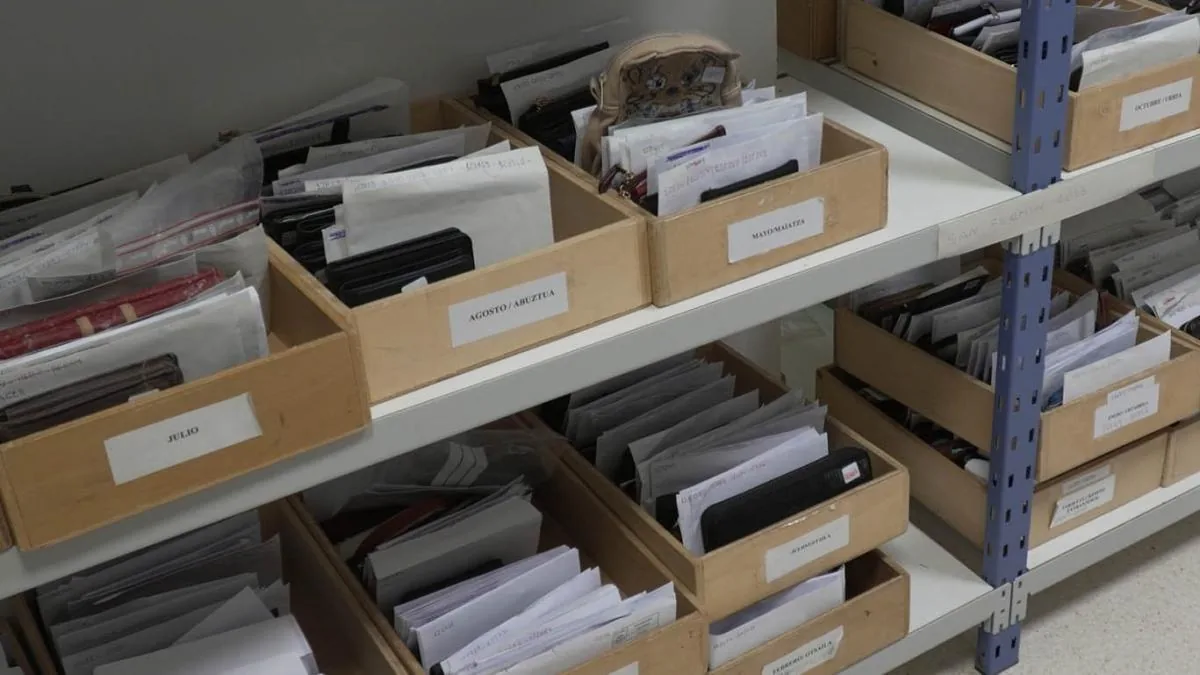 More than 5,100 lost items in Madrid during August: jewelry, wallets, and glasses leading the list